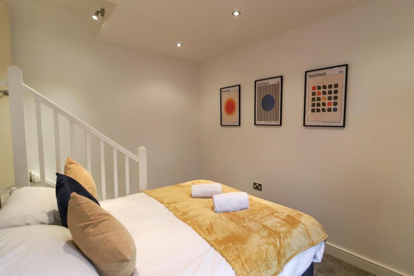 New- Modern 2Br Apt Wifi Sleep5 City Centre Sheffield Kültér fotó